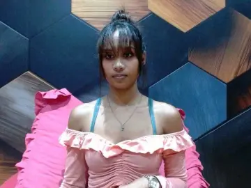 IndianAurora from bongacams