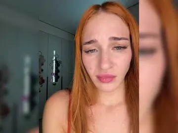 Bongacams Watch Live Sex Cams of ArinaSmile