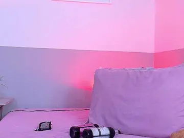 Bongacams Live Sex Cam of cutepetitee