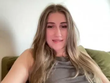 Bongacams Watch Live Sex Cams of Walkiria19