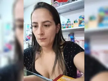 Bongacams Best live sex cam show of roussemelinda