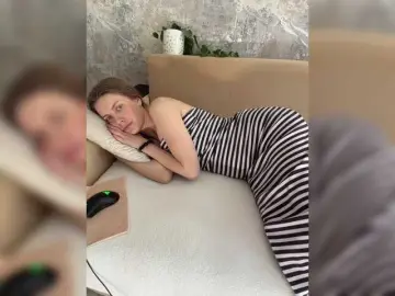 Bongacams Best live sex cam show of Incredible123