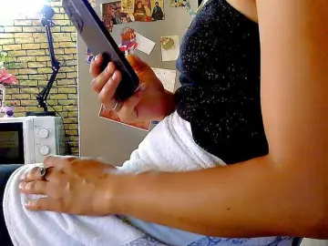 Pervertqueen from bongacams