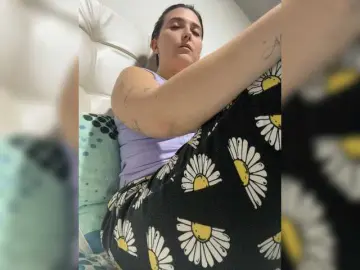 Bongacams Watch Live Sex Cams of karlacortes1