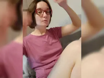 Bongacams Watch Live Sex Cams of r-o-s-e-Soffi