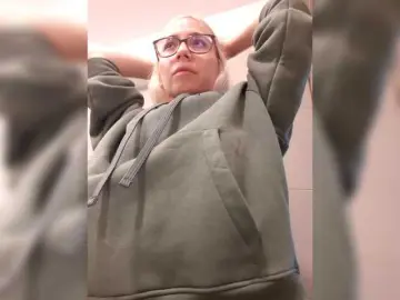 Bongacams Sex Cam of LittleSammy