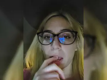 Bongacams Nude Webcam of LittleSammy