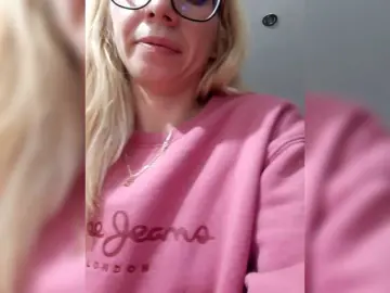 Bongacams Live Sex Cam of LittleSammy