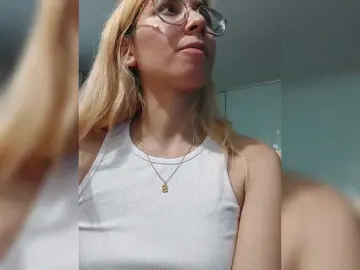 Bongacams Live Porn of LittleSammy