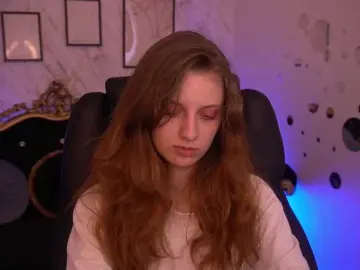 CuteeFoxy from bongacams