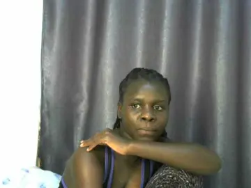 Bongacams Sex Cam of Little-queen