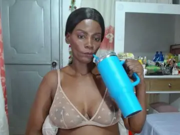 Bongacams Live Sex of alice-pussi