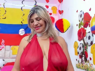 Bongacams Nude Webcam of Celeste-Linco