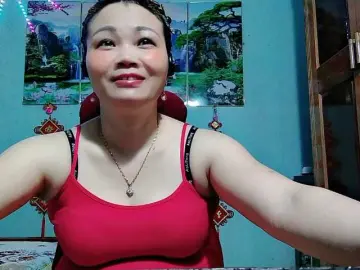 Bongacams Adult Webcam of Linhanhsex2k