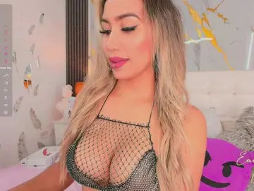Bongacams Live Sex Cam of EmilyLeah