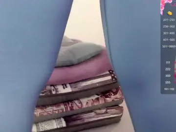 Bongacams Live Sex Cam of Sexy--Brunettee69