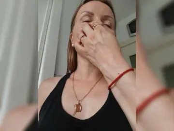 Bongacams Free Porn Cam of Alenushka888