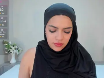 Bongacams Sex Cam of mhia-paris