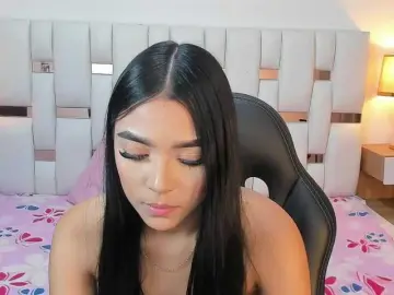 Bongacams Sex Cam of NauthyNahomi