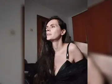 Bongacams Live Porn of SexQueen11
