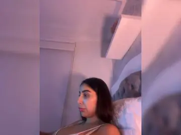 Bongacams Live Sex Cam of SallyeLeins