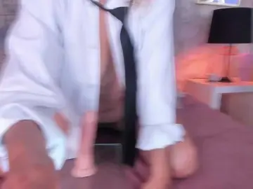 Bongacams Live Sex Cam of LunaMilf