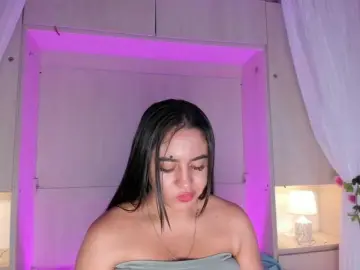 Bongacams Free Porn Cam of BellaBroocks