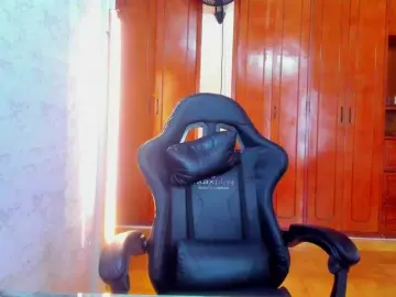 Bongacams Nude Webcam of LucySkinny