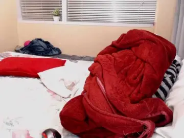 JUICYBOOBS36DD from bongacams