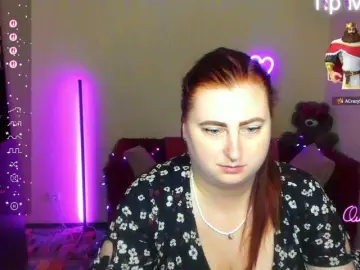 Aliciaredluv from bongacams