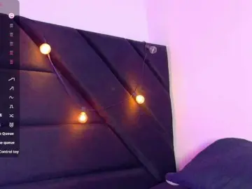 Bongacams Free Live Porn of youngmommy