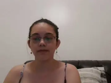 Bongacams Adult Video Chat of simplesindyxx