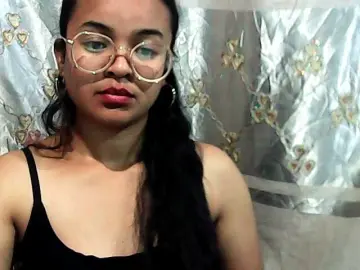 Bongacams Watch Live Sex Cams of Julia-skye