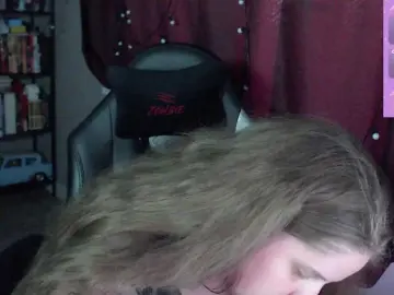 Bongacams Free Live Porn of alicepussy