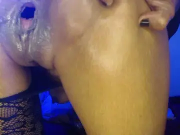 Bongacams Free Porn Cam of lilibeth-hot