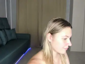 Bongacams Adult Video Chat of SkyeDavis
