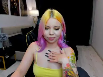 Bongacams Watch Live Sex Cams of FunnyVibe