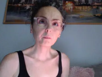 Bongacams Free Live Porn of cleophee
