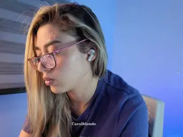 Bongacams Watch Live Sex Cams of Charlotte-glasses