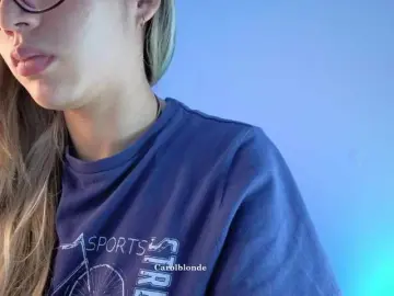 Bongacams Adult Webcam of Charlotte-glasses