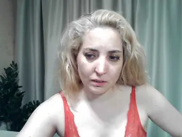 Bongacams Nude Webcam of mariska-kiska