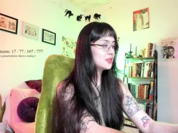 Bongacams Best live sex cam show of Luci--ana