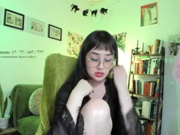 Bongacams Adult Webcam of Luci--ana