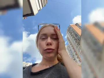 Bongacams Private Sex Chat of -SexyMilf-