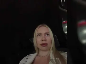Bongacams Free Live Porn of -SexyMilf-