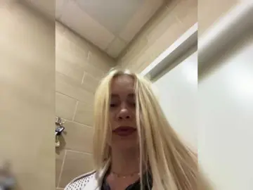 Bongacams Free Porn Cam of -SexyMilf-