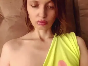 Bongacams Watch Live Sex Cams of lilisexy14