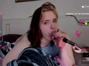 Bongacams Free Porn Cam of bambiishere