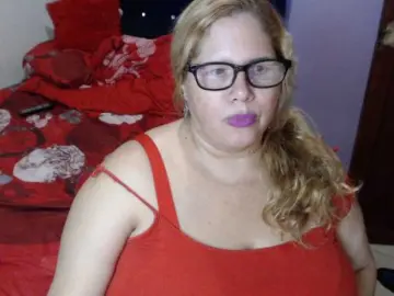 Bongacams Free Porn Cam of ElizabethTaylor8