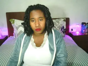 SexysTiphanie from bongacams